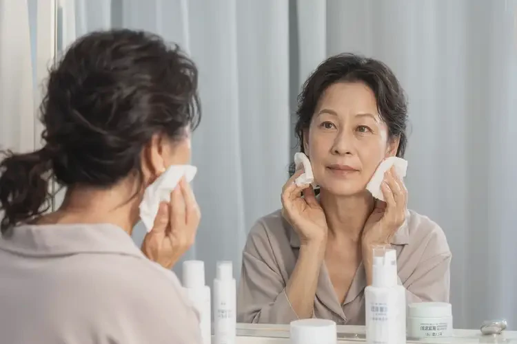 哺乳期媽媽脖子上經(jīng)常起濕疹可以治好嗎(圖4)