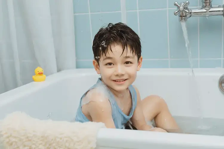 少兒手臂出現(xiàn)濕疹可以治好嗎(圖2)