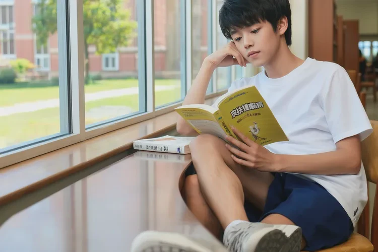 大學(xué)生腳上經(jīng)常起濕疹能靠自己自愈嗎(圖4)