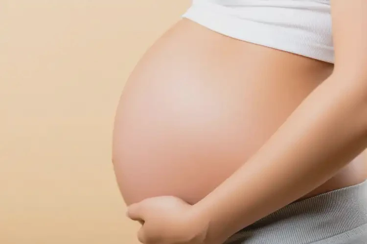 產(chǎn)婦肚子偶爾長(zhǎng)濕疹可以治好嗎(圖2)