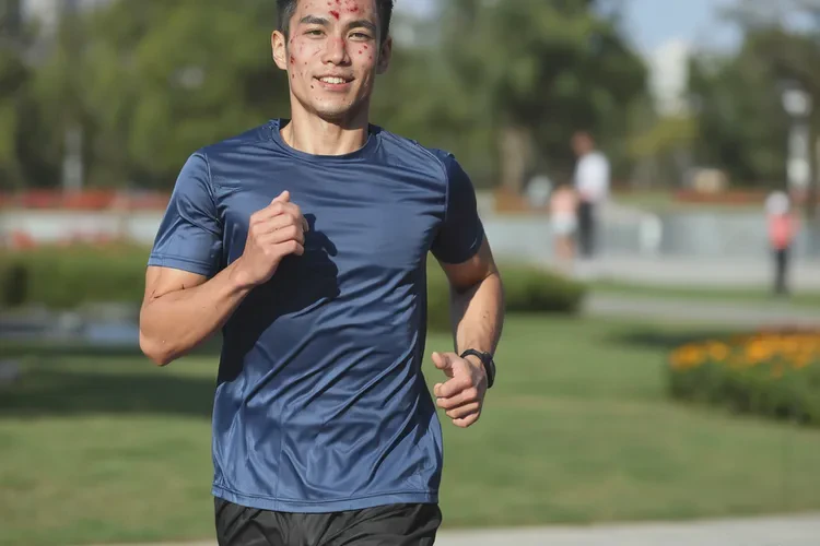 青年人脖子偶爾起濕疹能靠自己自愈嗎(圖2)