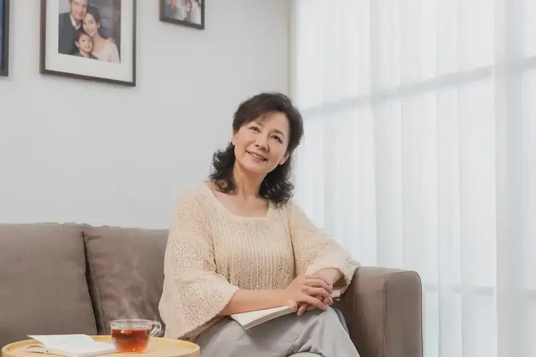 哺乳期媽媽脖子上偶爾起濕疹不管它會自己自愈嗎(圖3)