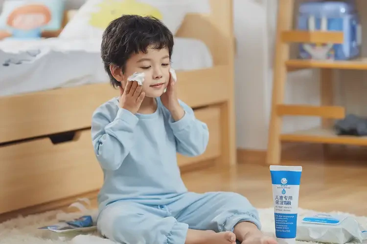 小兒臉上經(jīng)常起濕疹可以治好嗎(圖2)