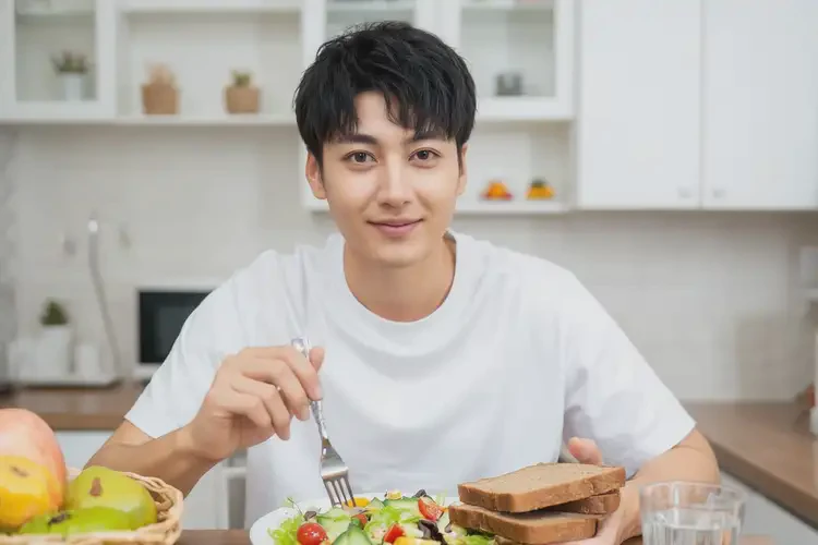 青年人脖子經(jīng)常起濕疹可以徹底自愈嗎(圖1)