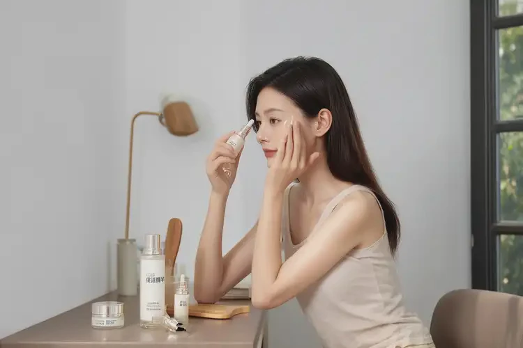 女性肚子上長濕疹可以治好嗎(圖2)