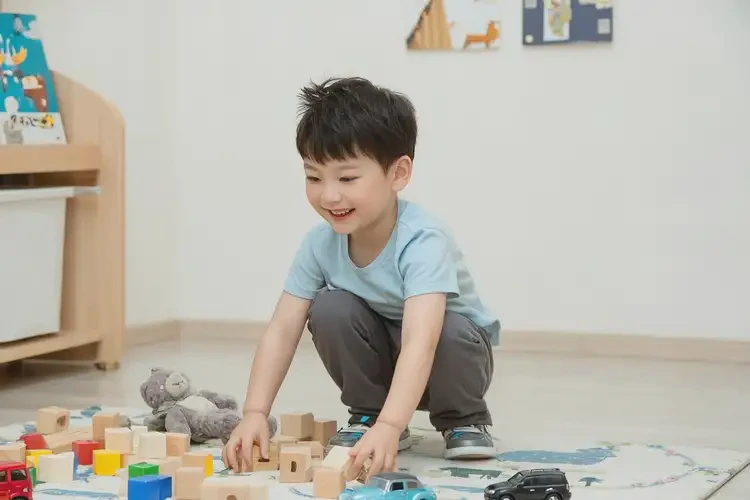 小儿手臂上出湿疹可以治好吗(图2)