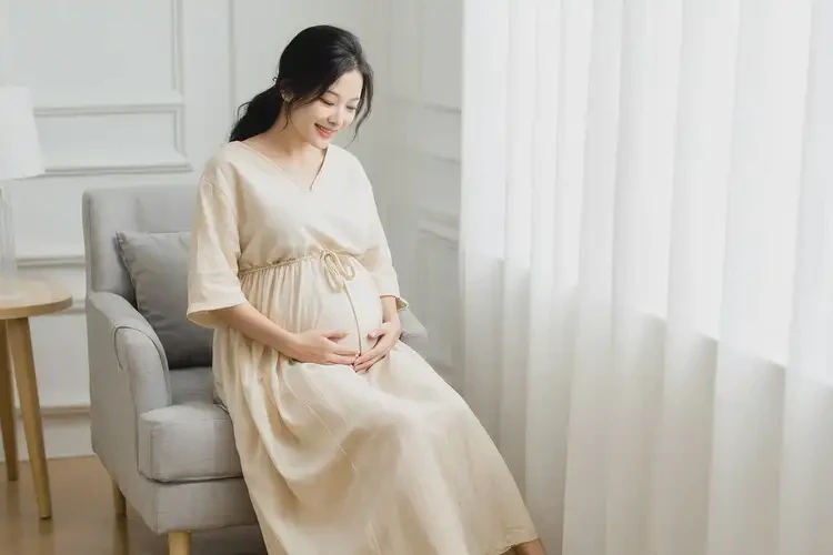 孕婦手臂上出現(xiàn)濕疹可以治好嗎(圖2)