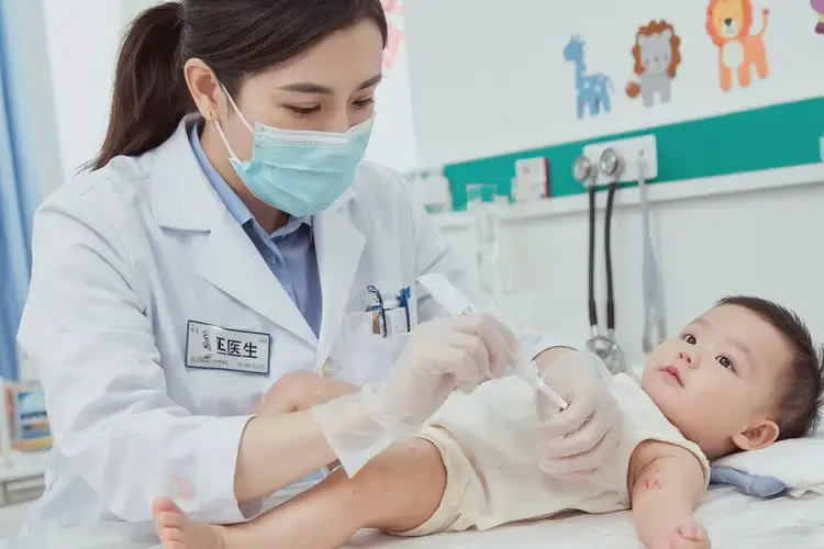 寶寶肚子上容易起濕疹可以治好嗎(圖3)