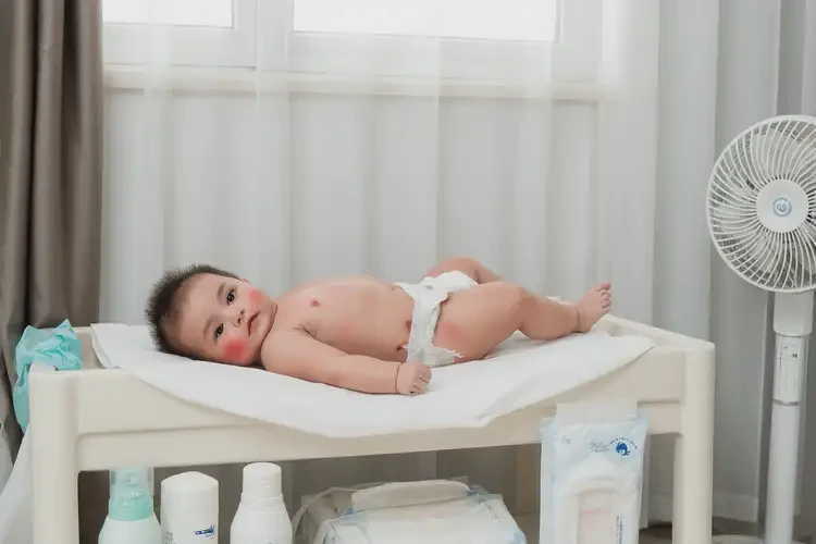 嬰幼兒屁股偶爾長濕疹不管它會自己好嗎(圖1)