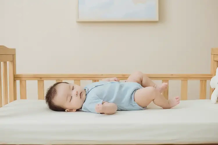 嬰兒手臂上長(zhǎng)濕疹能治好嗎(圖1)