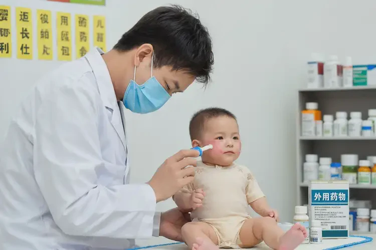 嬰幼兒臉上起濕疹能治好嗎(圖3)