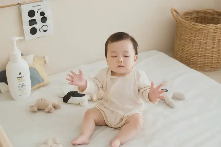 寶寶大腿經(jīng)常起濕疹能治好嗎(圖1)