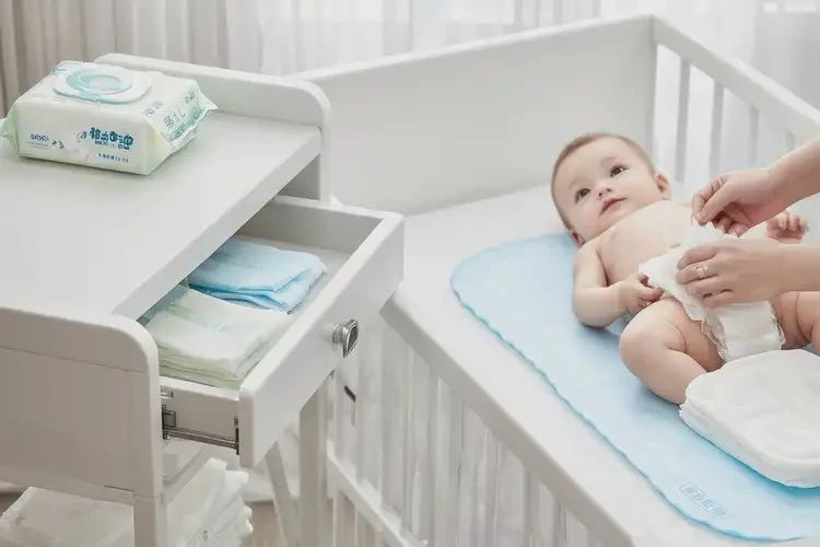 嬰幼兒屁股偶爾長濕疹不管它會自己好嗎(圖3)