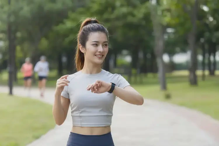 女性手上容易起濕疹可以治好嗎(圖1)