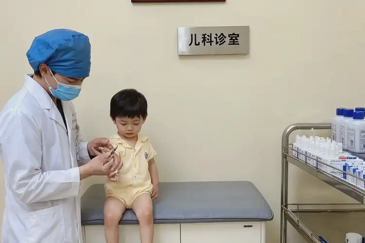 幼兒肚子上經(jīng)常長濕疹可以治好嗎(圖2)