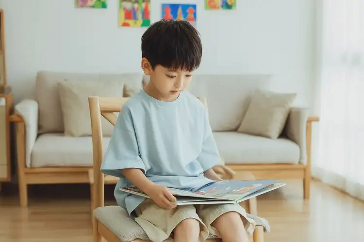 小學(xué)生腳上有濕疹可以治好嗎(圖2)