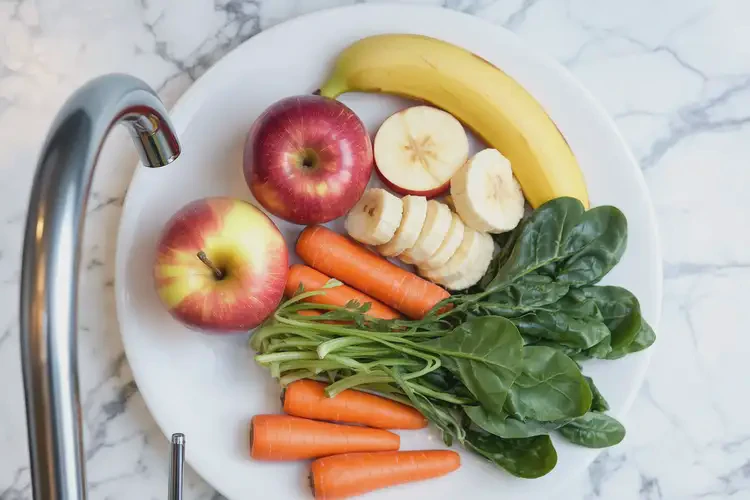 老人屁股上偶尔长湿疹能靠自己自愈吗(图2)