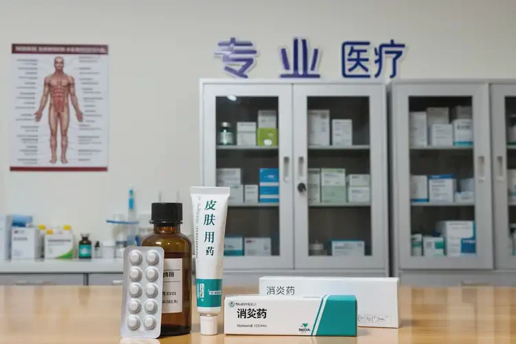 男性小腿上出濕疹可以治好嗎(圖1)