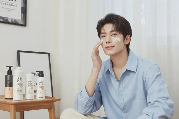 青年人大腿上出現(xiàn)濕疹可以治好嗎(圖1)