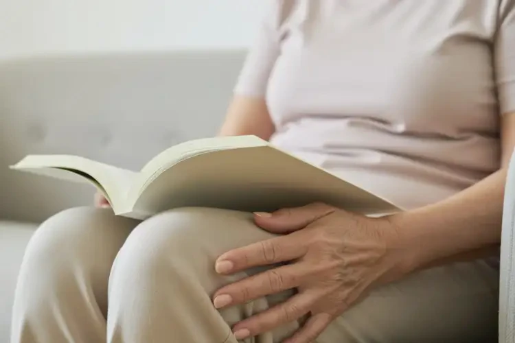 老年人四肢容易起濕疹可以治好嗎(圖1)