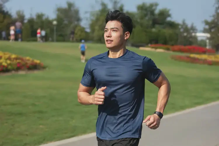 男人大腿上經(jīng)常長濕疹可不可以根治(圖1)