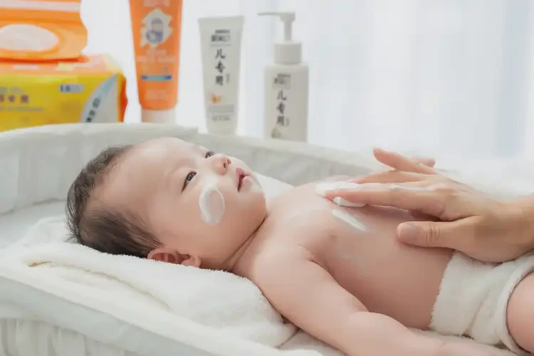 婴儿身上起湿疹能靠自己自愈吗(图3)