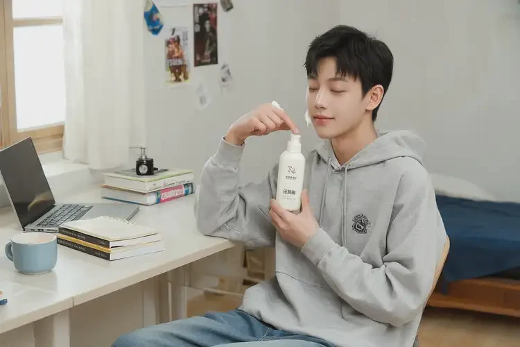 大學(xué)生腳上出濕疹可以治好嗎(圖2)