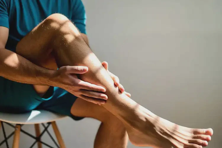 男性小腿上長濕疹可以治好嗎(圖1)