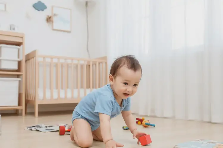 嬰兒腳上偶爾長濕疹可以治好嗎(圖1)