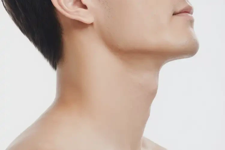 男性脖子上有濕疹可以治好嗎(圖1)