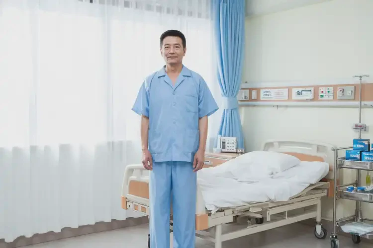 男性肚子上有濕疹可以治好嗎(圖1)