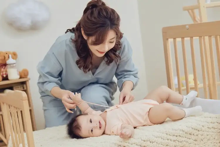 嬰兒全身偶爾起濕疹能治好嗎(圖3)