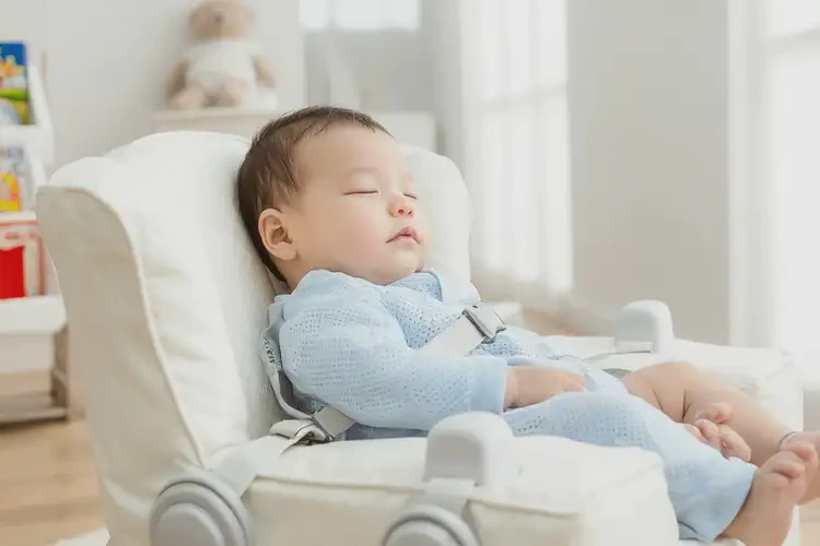 嬰幼兒面部容易起濕疹可以治好嗎(圖2)