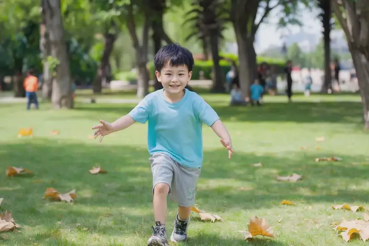 幼儿手上长湿疹可以治好吗(图1)