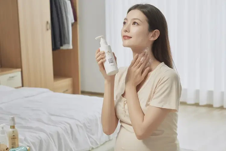 哺乳期妈妈脖子上偶尔长湿疹可以治好吗(图2)