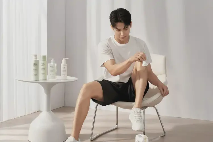 青年人小腿经常长湿疹可以治好吗(图2)