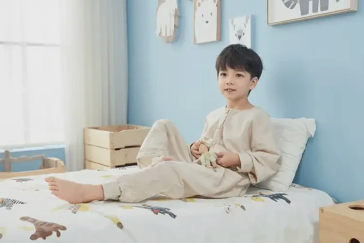 小儿小腿上经常起湿疹可以治好吗(图1)