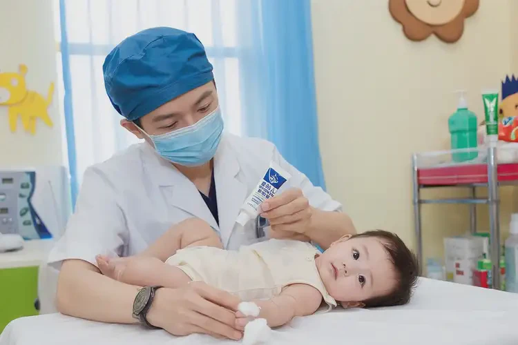 婴幼儿面部起湿疹能治好吗(图3)