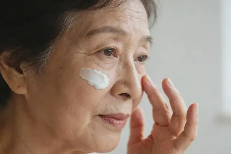 老年人脸上起湿疹能够彻底治愈吗(图4)