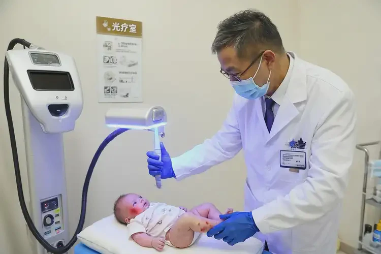 婴儿大腿上容易长湿疹能治好吗(图2)