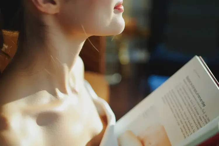 女人脖子经常长湿疹可以治好吗(图3)