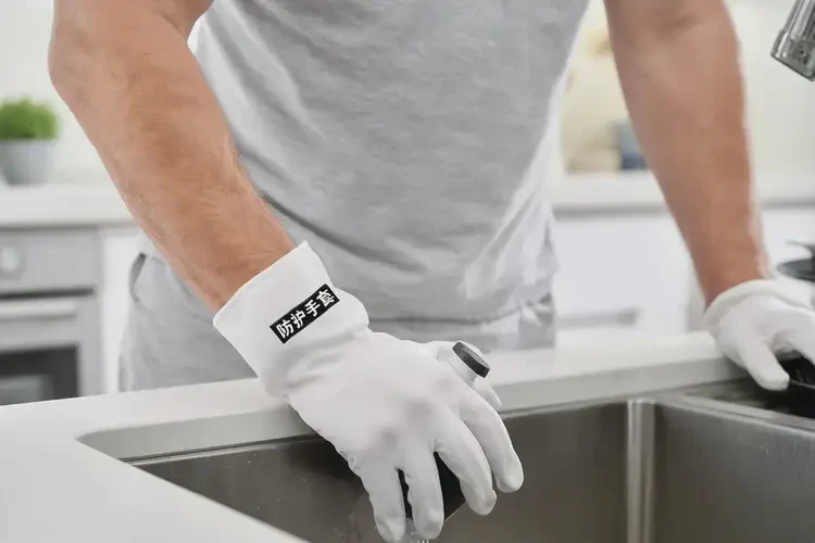 男人手上有湿疹可以治好吗(图3)