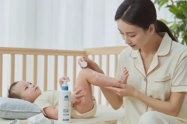 宝宝手上起湿疹能治好吗(图2)
