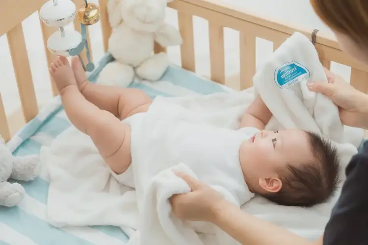 宝宝大腿上经常起湿疹不管它会自己好吗(图3)