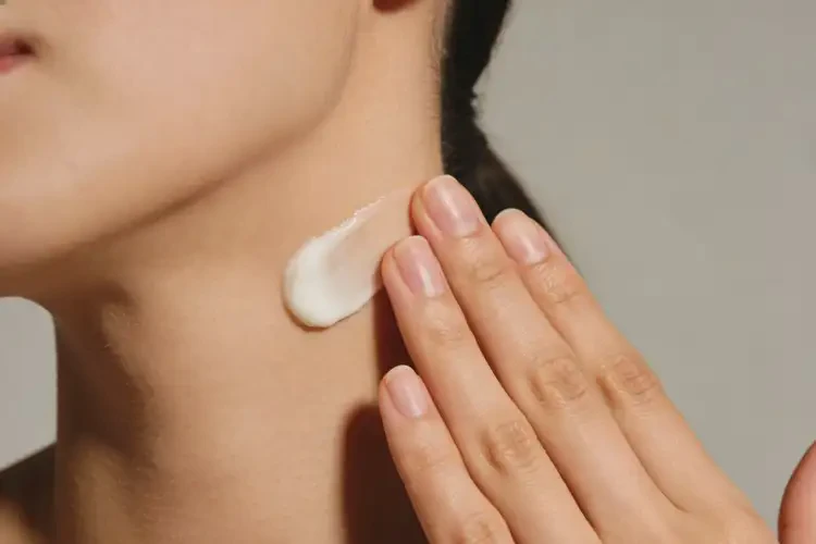 女人脖子容易长湿疹可以治好吗(图4)