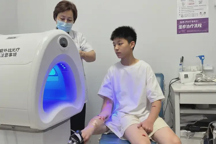 青少年身上经常起湿疹可以治好吗(图2)