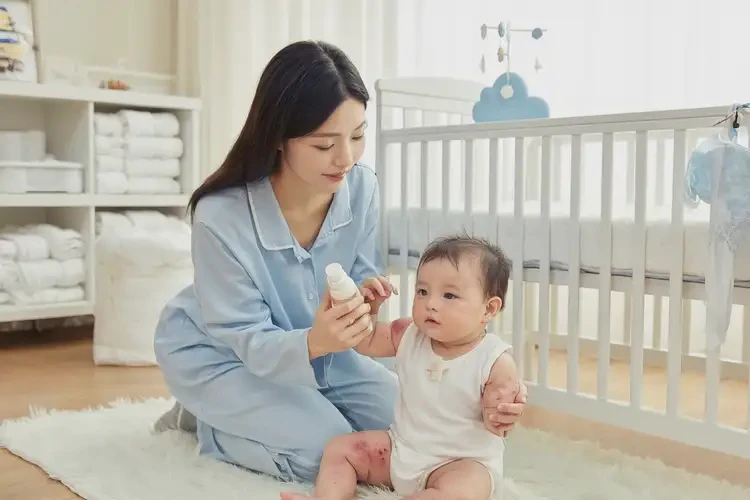 婴儿手臂经常长湿疹能治好吗(图3)