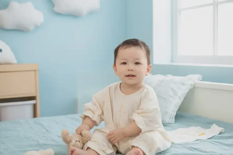 宝宝脖子上偶尔长湿疹能治好吗(图1)