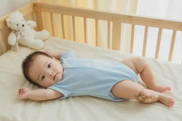 婴儿小腿上经常长湿疹能治好吗(图1)