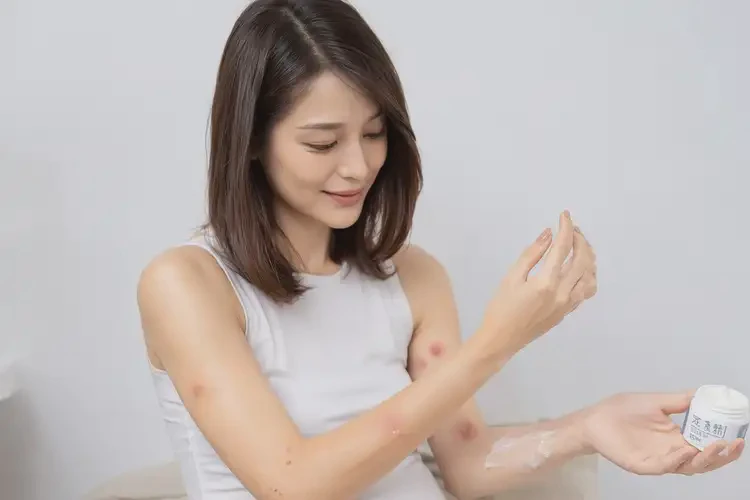 哺乳期妈妈手臂上容易长湿疹可以治好吗(图3)